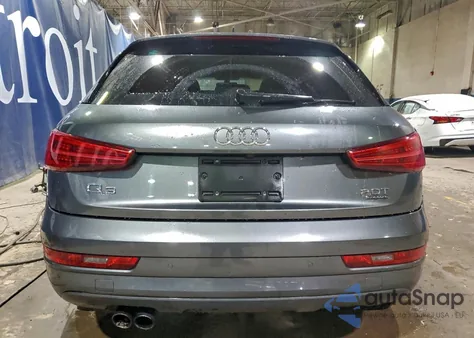 2018 Audi Q3 Premium z USA, uszkodzony, nr VIN WA1ECCFS9JR026787